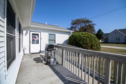 Tiny photo for 126 E Cleveland Street, Cullom, IL 60929 (MLS # 12488323)