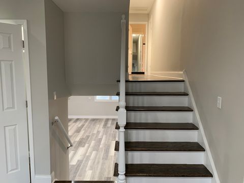 Tiny photo for 6701 W Forest View Lane, Niles, IL 60714 (MLS # 12545001)