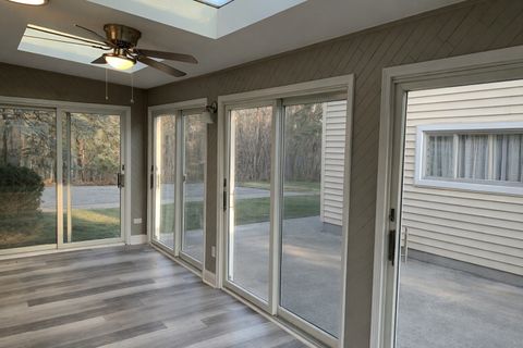 Tiny photo for 6701 W Forest View Lane, Niles, IL 60714 (MLS # 12545001)