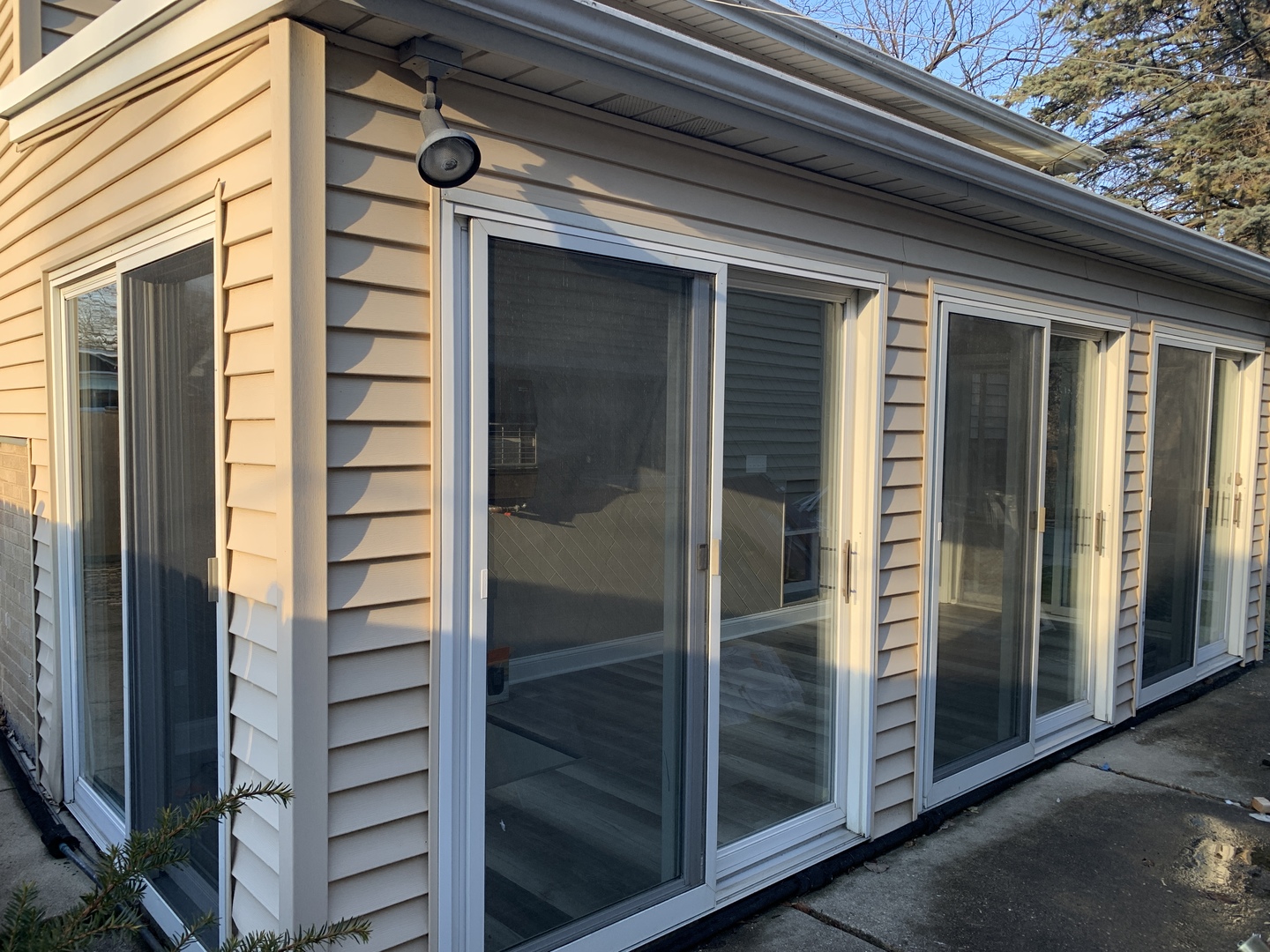 6701 W Forest View Lane