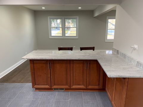 Tiny photo for 6701 W Forest View Lane, Niles, IL 60714 (MLS # 12545001)