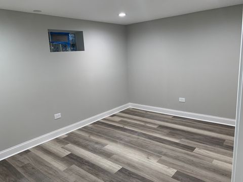 Tiny photo for 6701 W Forest View Lane, Niles, IL 60714 (MLS # 12545001)