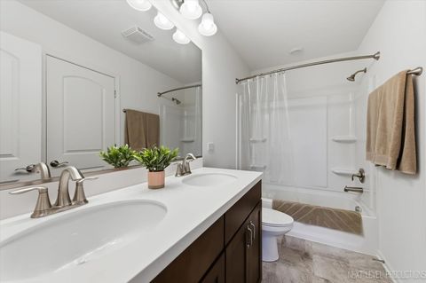 Tiny photo for 614 Riverbank Drive, Geneva, IL 60134 (MLS # 12628771)