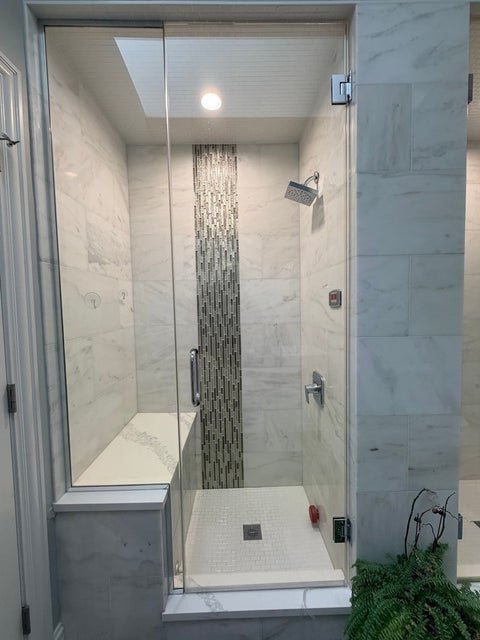 Tiny photo for 1753 Lunt Avenue, Des Plaines, IL 60018 (MLS # 12689916)