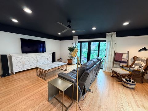 Tiny photo for 1753 Lunt Avenue, Des Plaines, IL 60018 (MLS # 12689916)