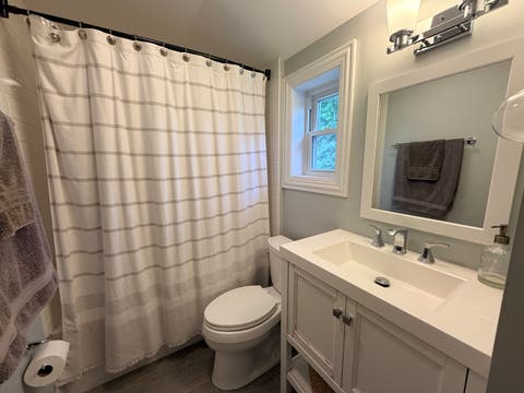 Tiny photo for 1753 Lunt Avenue, Des Plaines, IL 60018 (MLS # 12689916)