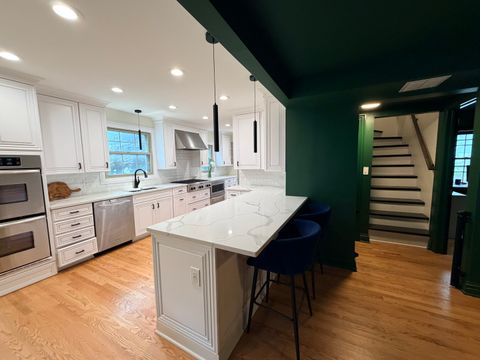 Tiny photo for 1753 Lunt Avenue, Des Plaines, IL 60018 (MLS # 12689916)