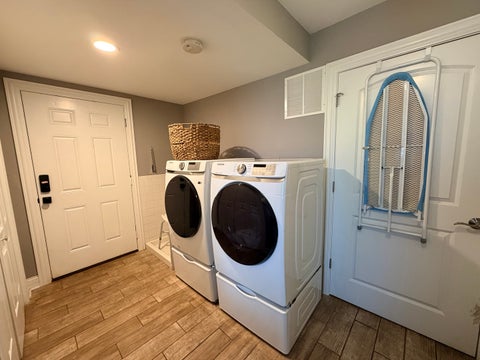 Tiny photo for 1753 Lunt Avenue, Des Plaines, IL 60018 (MLS # 12689916)