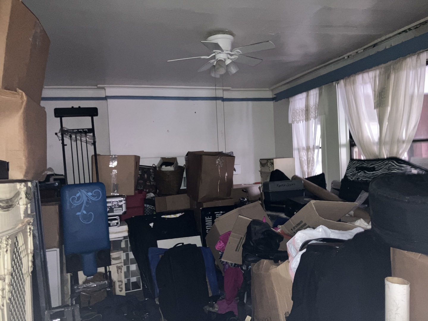 7201 S Emerald Avenue