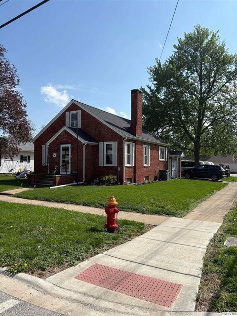 Photo of 120 W South St., Mt. Sterling, IL 62353 (MLS # 12619257)