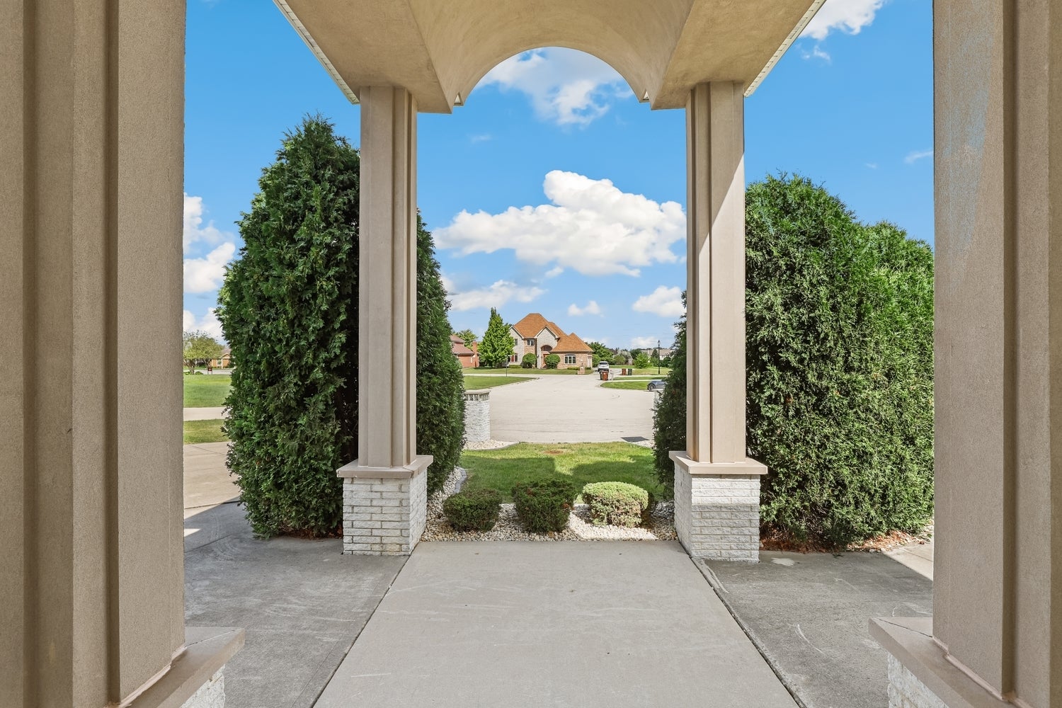 5 Delphi Court