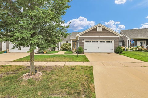 Photo of 3011 E Stillwater Landing, Urbana, IL 61802 (MLS # 12722454)