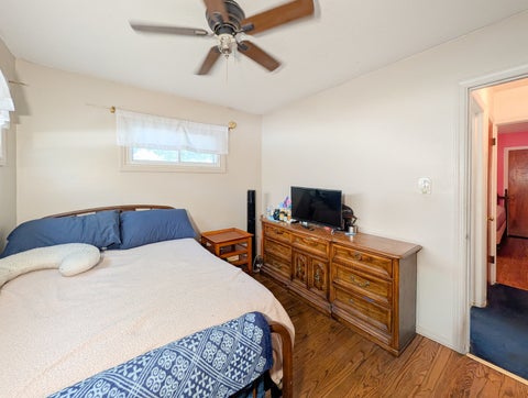 Tiny photo for 291 3rd Street, Wheeling, IL 60090 (MLS # 12684900)