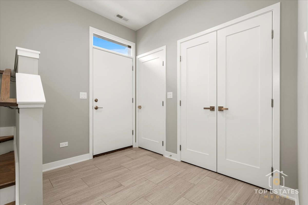 3638 S Western Avenue F