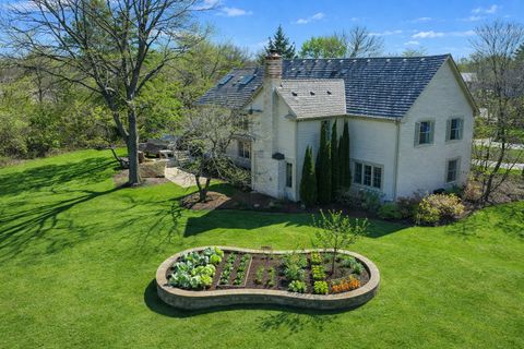 Tiny photo for 4 Ashford Court, South Barrington, IL 60010 (MLS # 12588647)