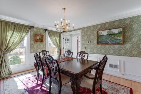 Tiny photo for 4 Ashford Court, South Barrington, IL 60010 (MLS # 12588647)