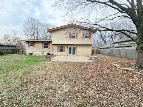 Tiny photo for 516 Ca Crest Drive, Shorewood, IL 60404 (MLS # 12604273)