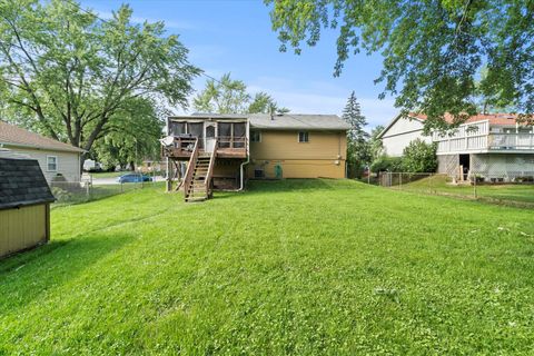Tiny photo for 804 Bussey Court, Streamwood, IL 60107 (MLS # 12433122)