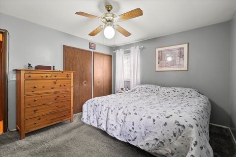 Tiny photo for 804 Bussey Court, Streamwood, IL 60107 (MLS # 12433122)