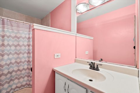 Tiny photo for 804 Bussey Court, Streamwood, IL 60107 (MLS # 12433122)