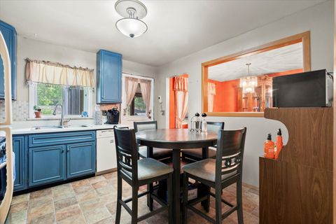 Tiny photo for 804 Bussey Court, Streamwood, IL 60107 (MLS # 12433122)