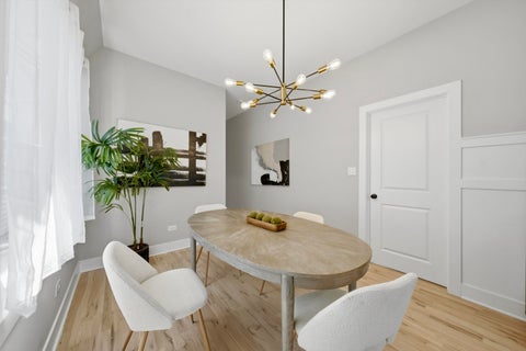 Tiny photo for 10546 S Avenue J, Chicago, IL 60617 (MLS # 12724392)