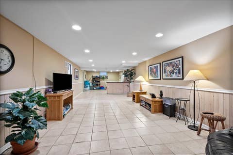 Tiny photo for 3805 W Jarlath Street, Lincolnwood, IL 60712 (MLS # 12727536)