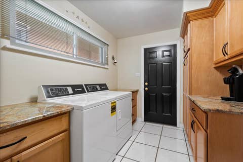 Tiny photo for 3805 W Jarlath Street, Lincolnwood, IL 60712 (MLS # 12727536)