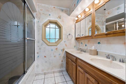 Tiny photo for 3805 W Jarlath Street, Lincolnwood, IL 60712 (MLS # 12727536)