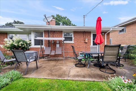 Tiny photo for 3805 W Jarlath Street, Lincolnwood, IL 60712 (MLS # 12727536)