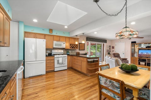 Tiny photo for 1420 E Green Lane, Mount Prospect, IL 60056 (MLS # 12756295)