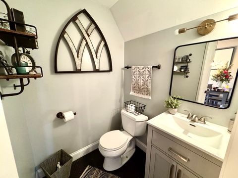 Tiny photo for 83 Keeneland Court, Grayslake, IL 60030 (MLS # 12588021)