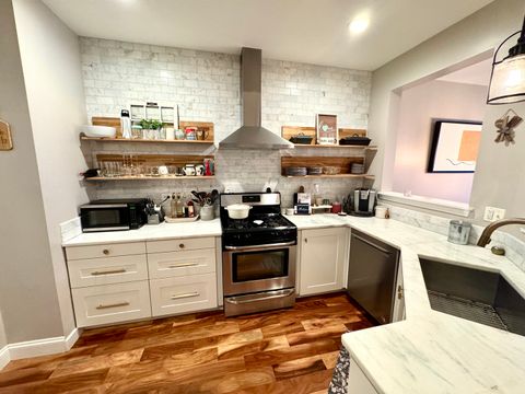 Tiny photo for 83 Keeneland Court, Grayslake, IL 60030 (MLS # 12588021)