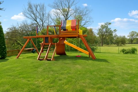 Tiny photo for 131 W Chicago Avenue, Downers Grove, IL 60515 (MLS # 12524630)