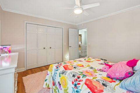 Tiny photo for 131 W Chicago Avenue, Downers Grove, IL 60515 (MLS # 12524630)