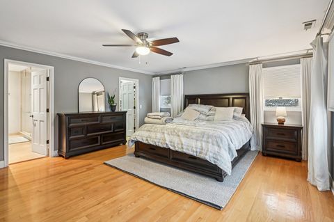 Tiny photo for 131 W Chicago Avenue, Downers Grove, IL 60515 (MLS # 12524630)