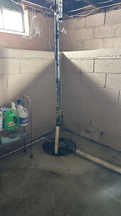 Tiny photo for 504 W Poplar Street, West Frankfort, IL 62896 (MLS # 12560230)