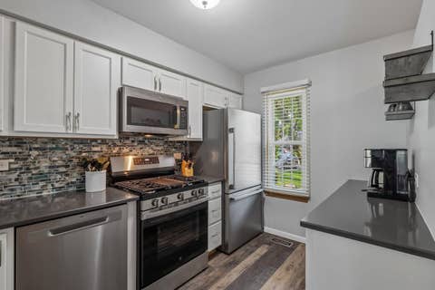 Tiny photo for 343 Cane Garden Circle #CIR, Aurora, IL 60504 (MLS # 12693384)