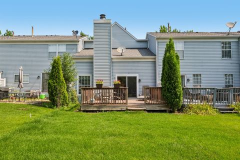 Tiny photo for 343 Cane Garden Circle #CIR, Aurora, IL 60504 (MLS # 12693384)