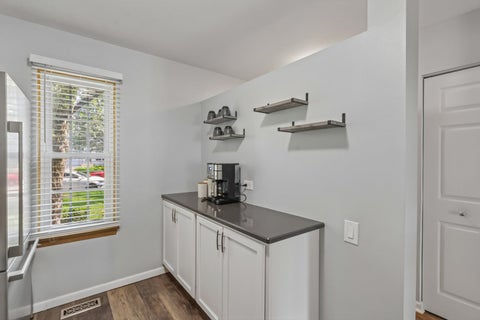 Tiny photo for 343 Cane Garden Circle #CIR, Aurora, IL 60504 (MLS # 12693384)