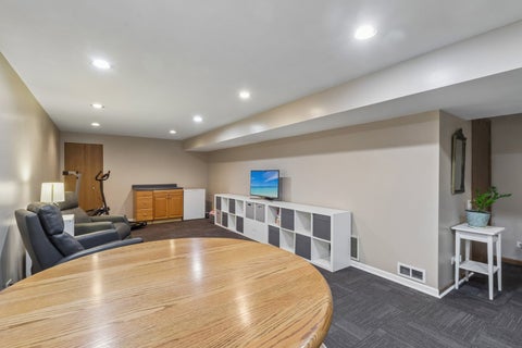 Tiny photo for 343 Cane Garden Circle #CIR, Aurora, IL 60504 (MLS # 12693384)