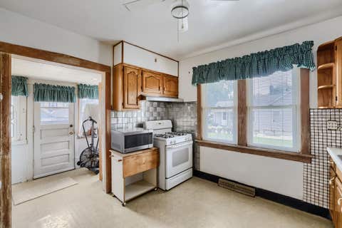 Tiny photo for 709 Center Street, Waukegan, IL 60085 (MLS # 12733191)