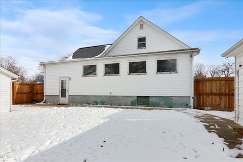 Tiny photo for 1310 N Livingston Street, Bloomington, IL 61701 (MLS # 12556859)