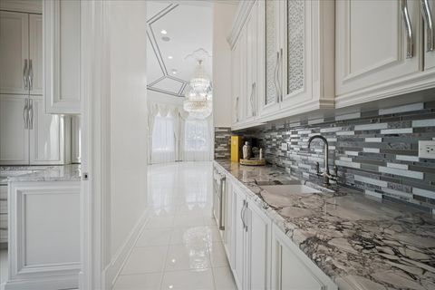 Tiny photo for 2315 N Arlington Heights Road, Arlington Heights, IL 60004 (MLS # 12461740)