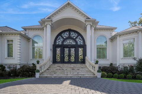 Tiny photo for 2315 N Arlington Heights Road, Arlington Heights, IL 60004 (MLS # 12461740)