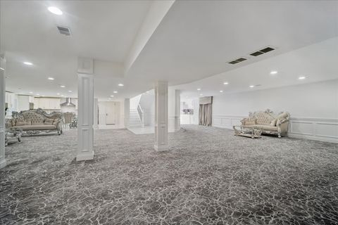 Tiny photo for 2315 N Arlington Heights Road, Arlington Heights, IL 60004 (MLS # 12461740)