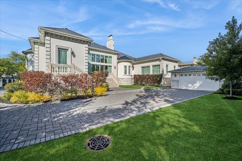 Tiny photo for 2315 N Arlington Heights Road, Arlington Heights, IL 60004 (MLS # 12461740)