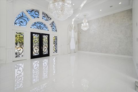 Tiny photo for 2315 N Arlington Heights Road, Arlington Heights, IL 60004 (MLS # 12461740)