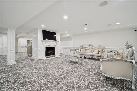 Tiny photo for 2315 N Arlington Heights Road, Arlington Heights, IL 60004 (MLS # 12461740)