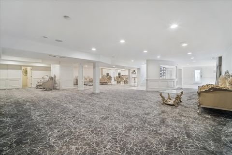 Tiny photo for 2315 N Arlington Heights Road, Arlington Heights, IL 60004 (MLS # 12461740)